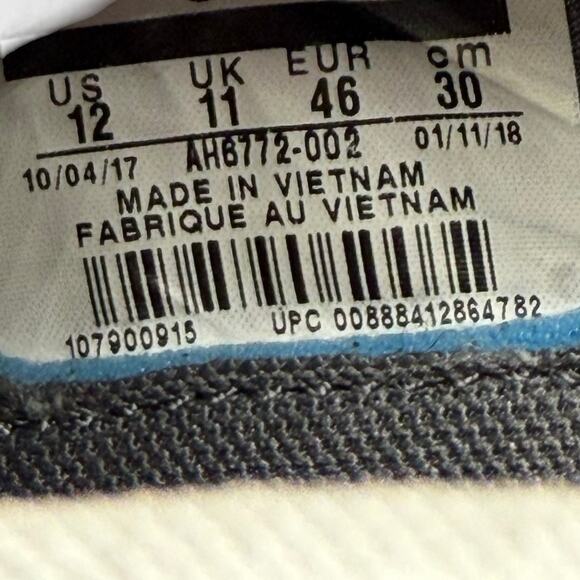 Nike Air Force 270 Wolf Grey Sneakers Men’s Size 12 - Picture 7 of 8